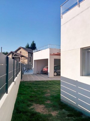 402657G18